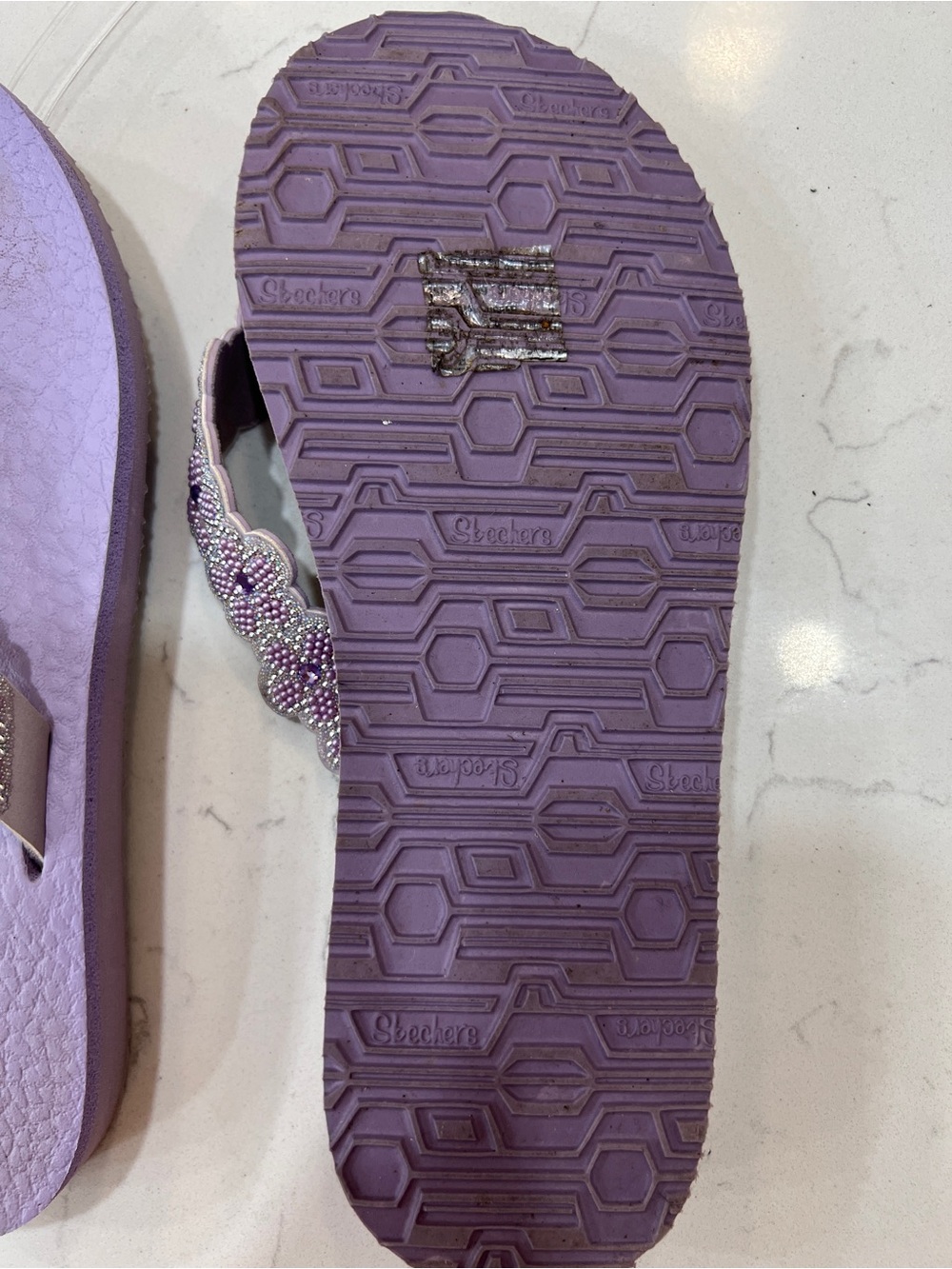 Skechers Cali Women 8.5 Violet Bejeweled Wedge Flip Flop Sandal yoga Foam sole - Picture 9 of 13